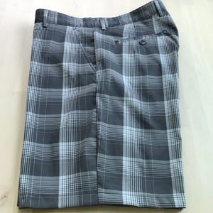 Men’s Greg Norman gray plaid shorts